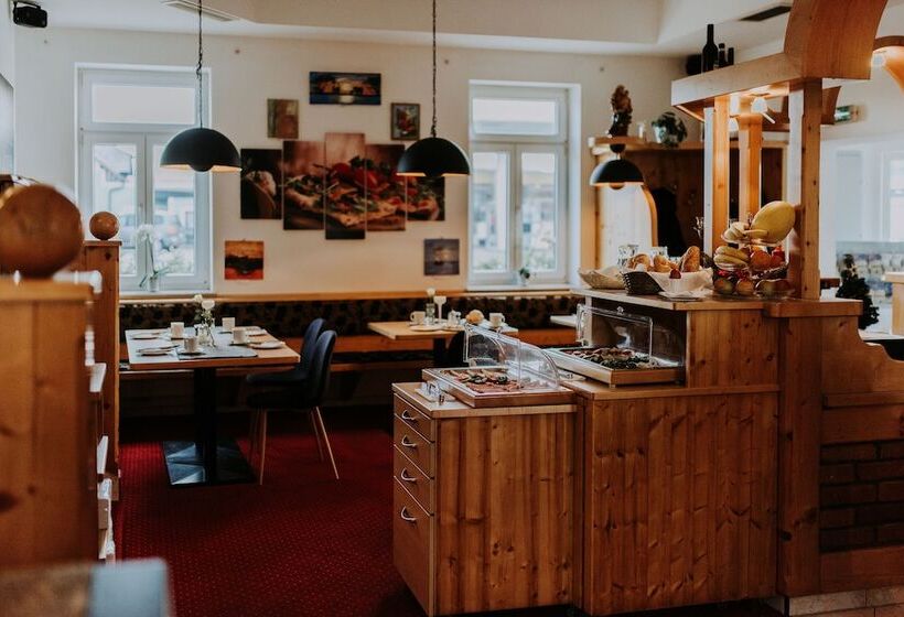 پانسیون Restaurant Gastehaus Feldkirchen