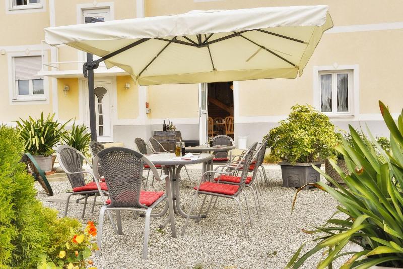 پانسیون Restaurant Gastehaus Feldkirchen