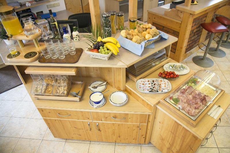 پانسیون Restaurant Gastehaus Feldkirchen