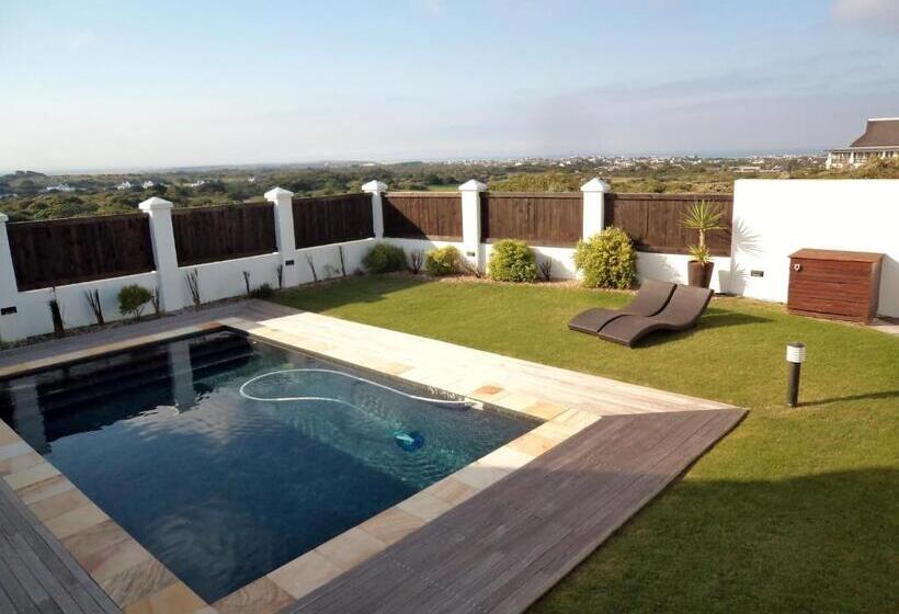 פנסיון St. Francis Golf Lodge