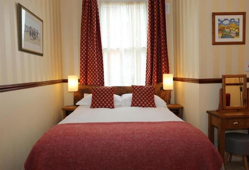 بنسيون The Waves