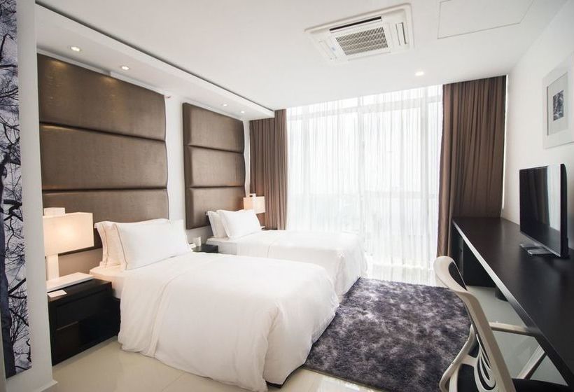 Platinum One Suites 3 Bedroom