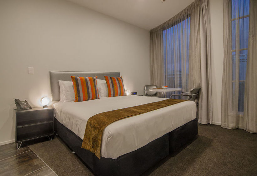 Ramada Suites By Wyndham Auckland Federal Street