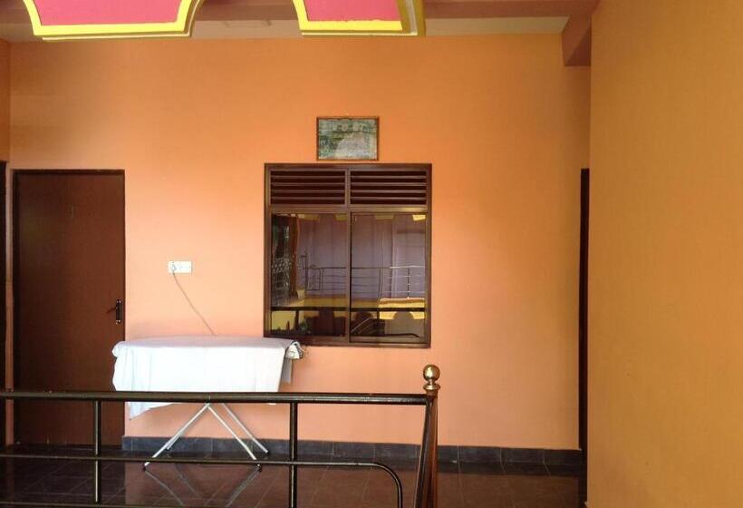 Sunshine Hotel & Hall