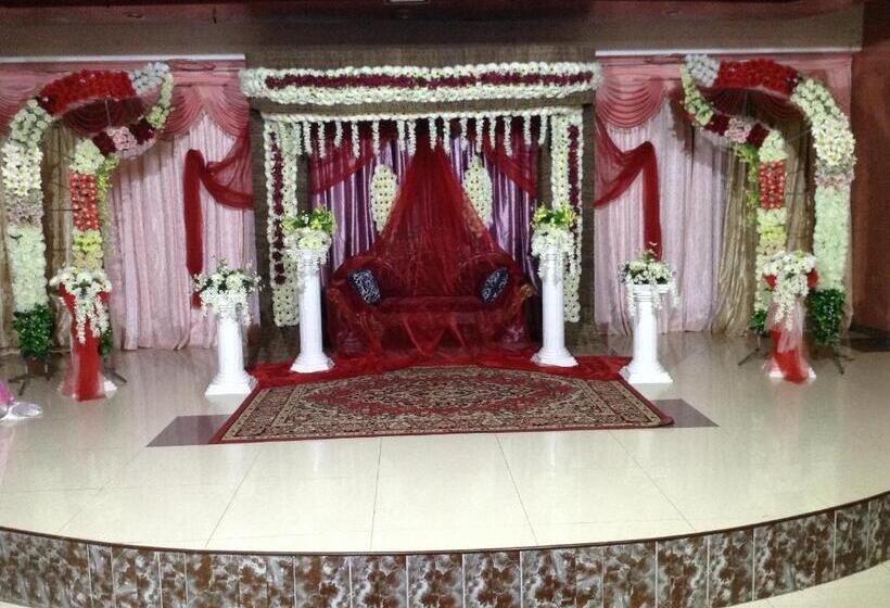 Sunshine Hotel & Hall