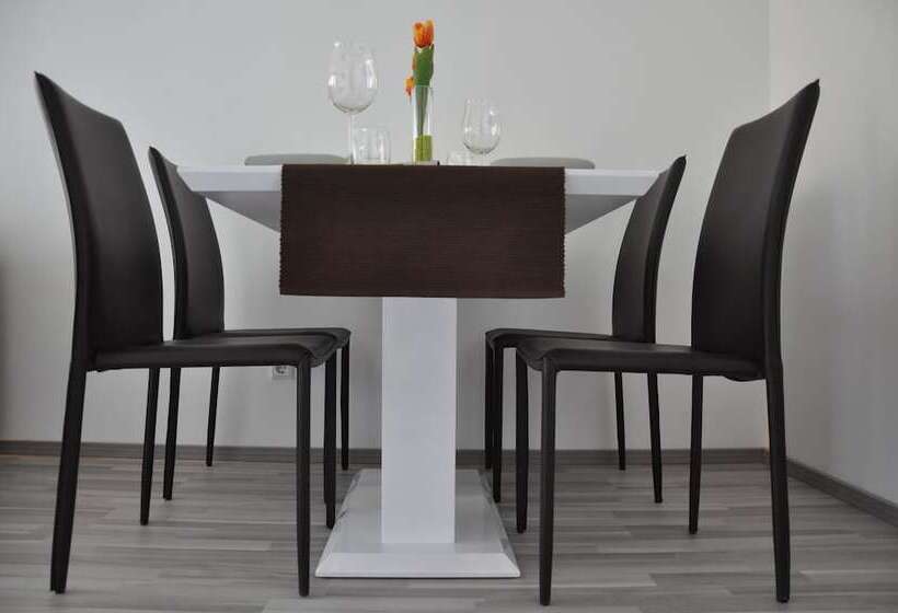 Traditional Apartments Vienna Tav