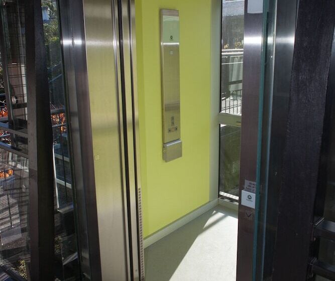 538 Great King Motel