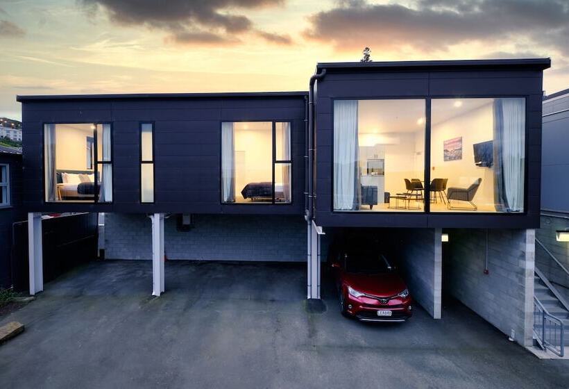 538 Great King Motel