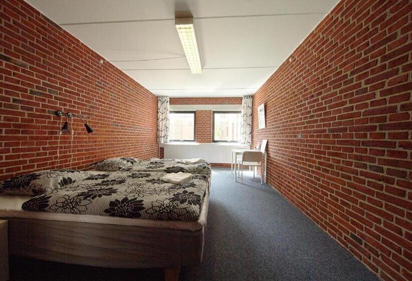 הוסטל Family Rooms With Ensuite Bathrooms