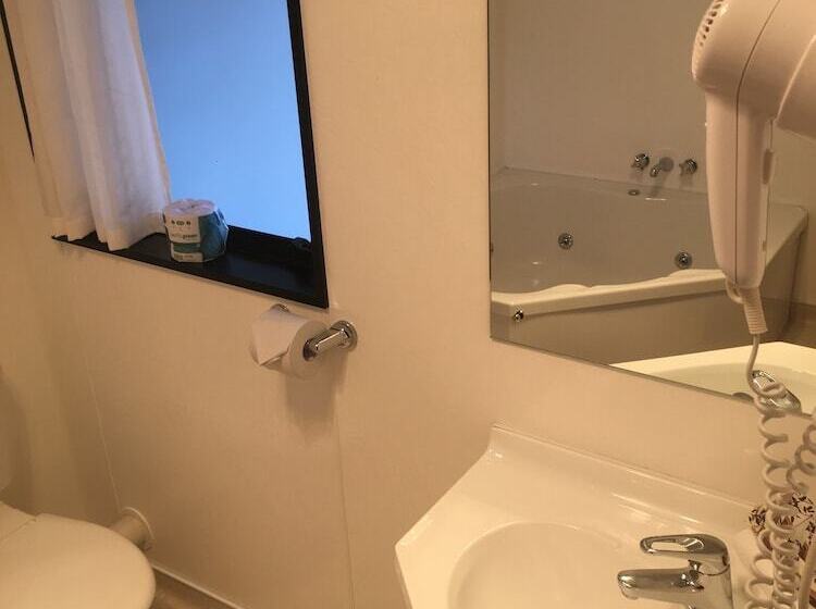 Alpine Glacier Motel