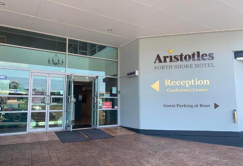 هتل Aristotles North Shore