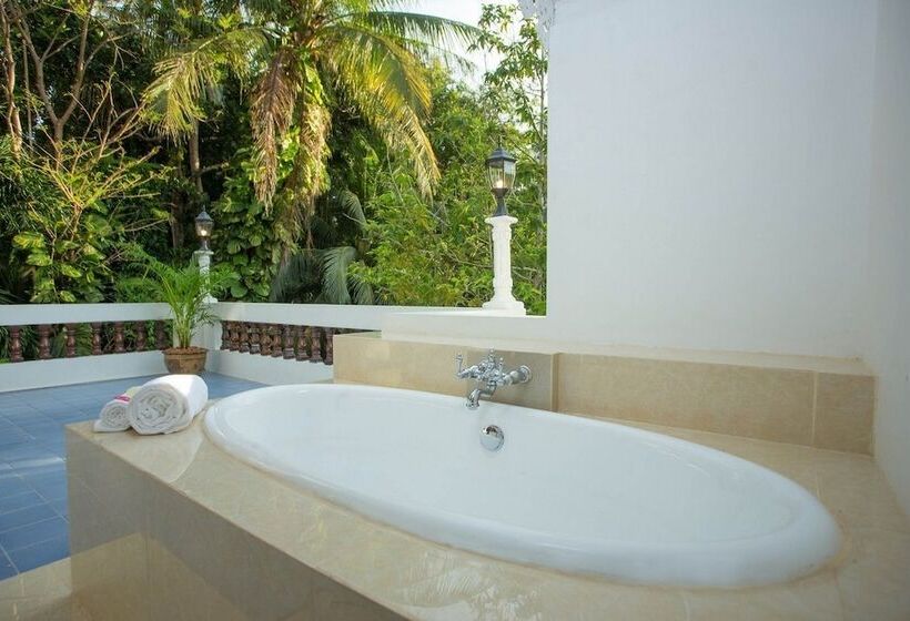 Baan Khun Nang Colonial Residence