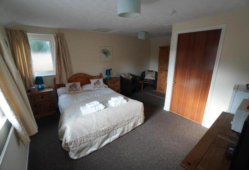 Bed and Breakfast Common Farm Motel