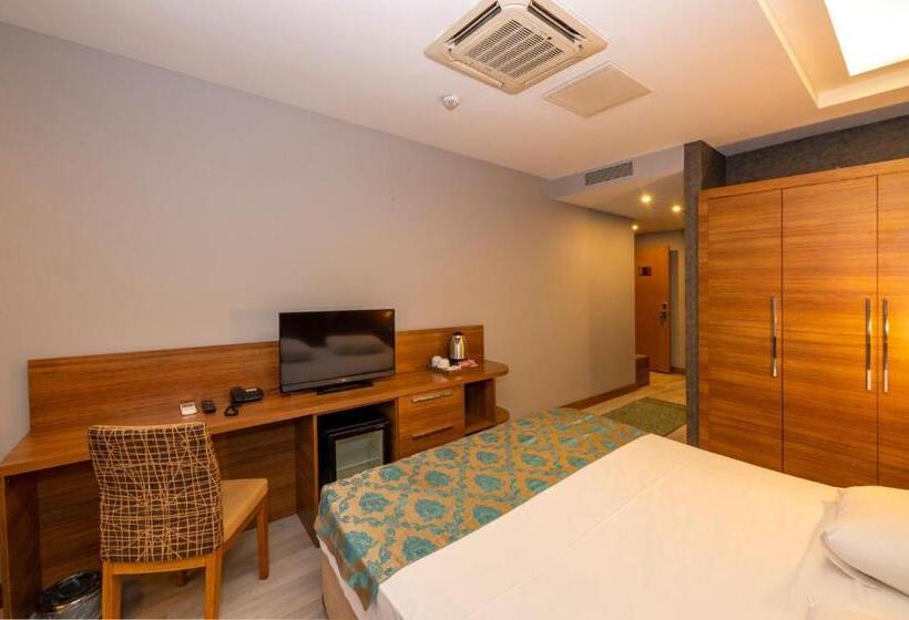 تختخواب و صبحانه Grand Palace