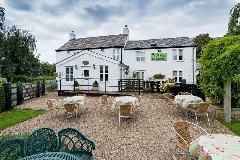 مبيت وإفطار Middle Holly Cottage