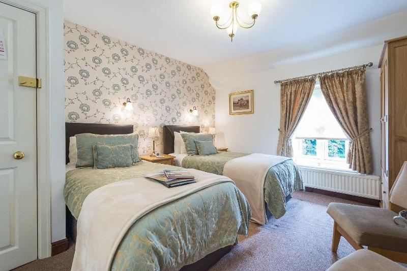 مبيت وإفطار Middle Holly Cottage