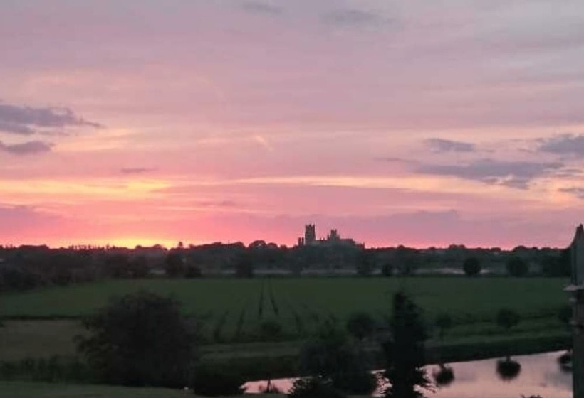 צימר The Old Hall Ely