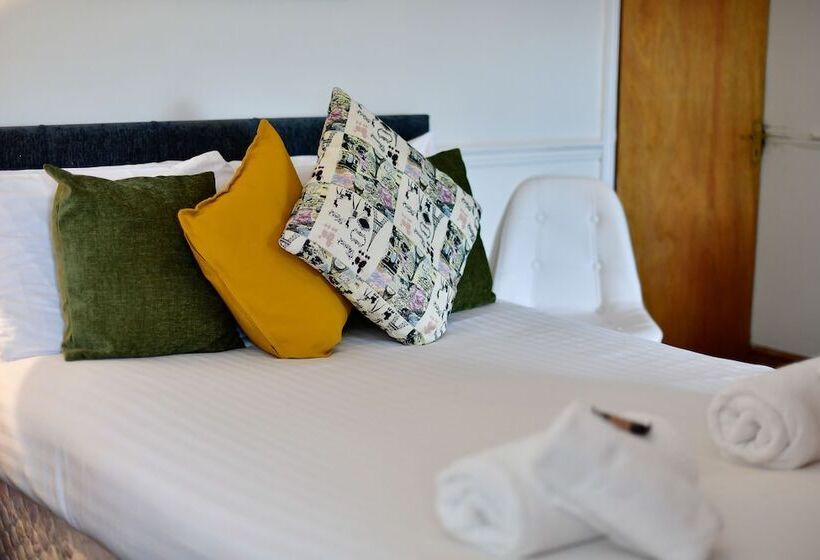 צימר Tree Tops Guest House