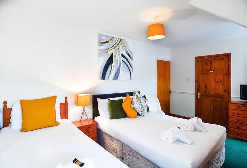 צימר Tree Tops Guest House