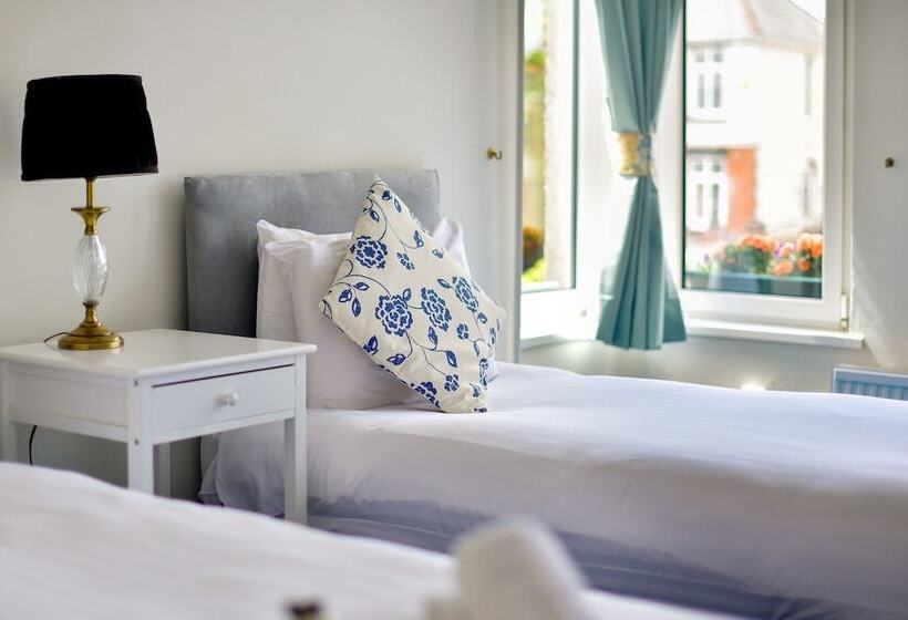 צימר Tree Tops Guest House