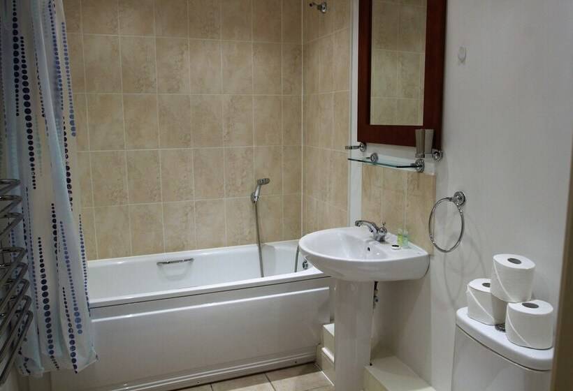 Berkshire Rooms Windsor