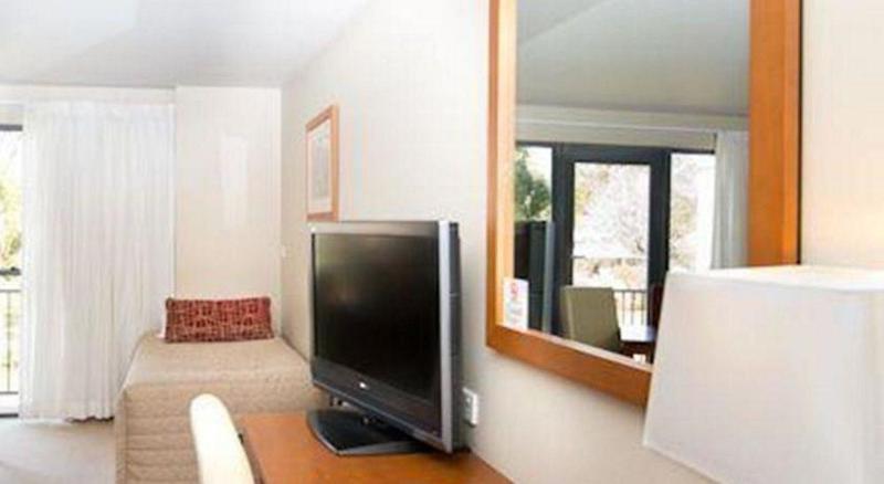 Berry Village Boutique Motel