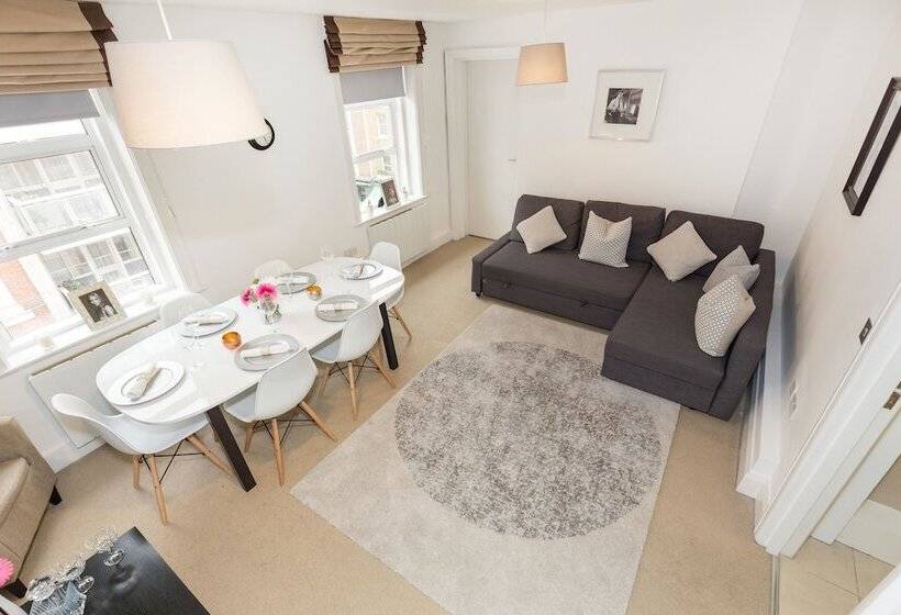 Urban Chic   Bond Street