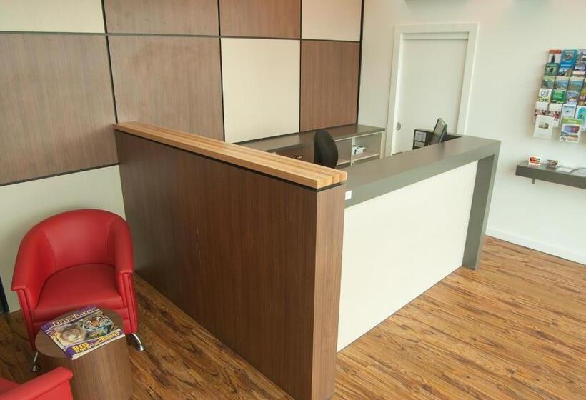 Brighton Hotel Motel