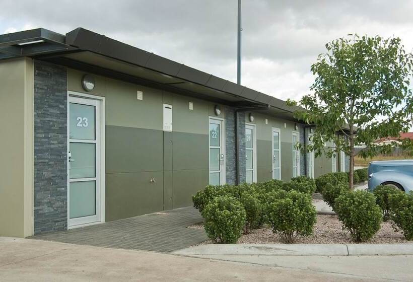 Brighton Hotel Motel