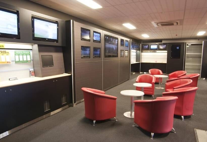 Brighton Hotel Motel