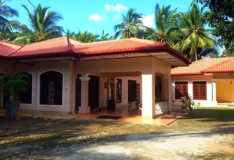 Dambulla City Hostel