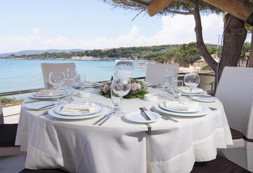 Epavlis Beach Resort