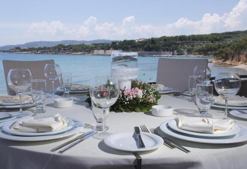 Epavlis Beach Resort