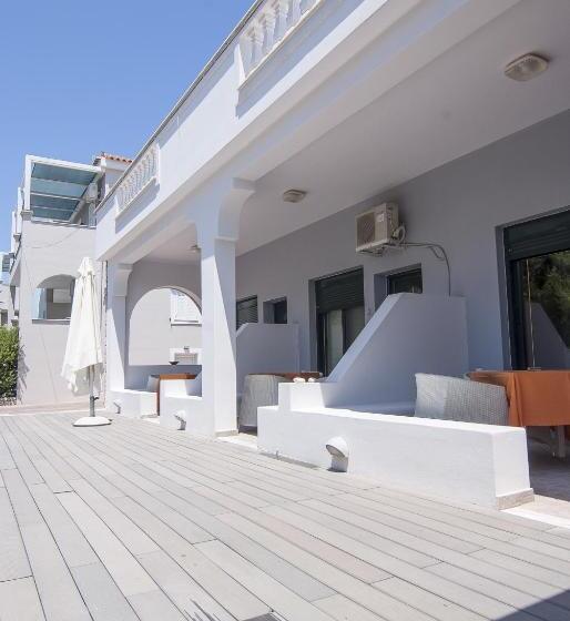 Epavlis Beach Resort