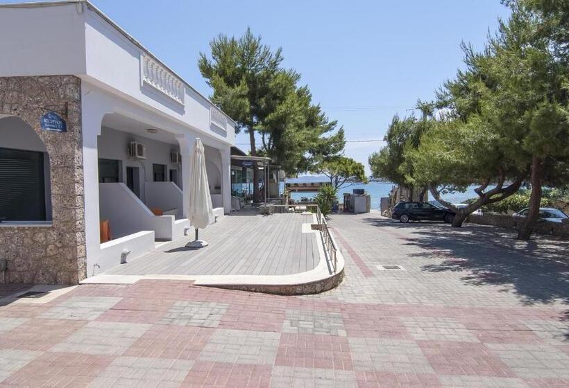 Epavlis Beach Resort