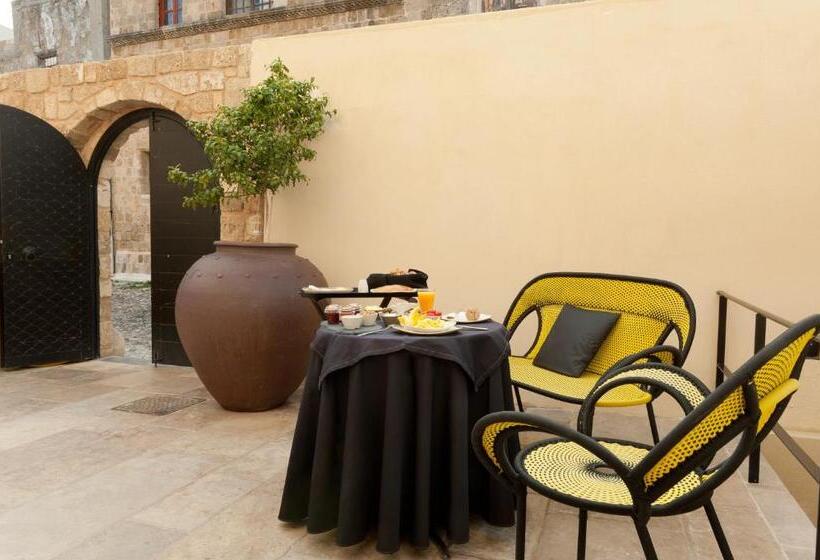 בית מלון כפרי Allegory Boutique