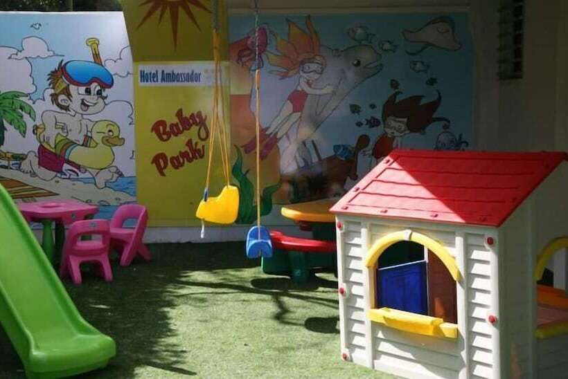 Отель Ambassador