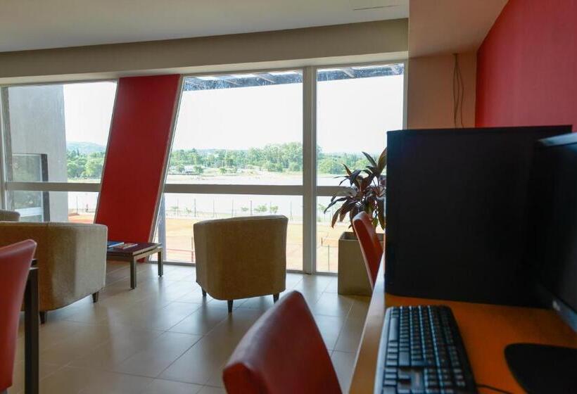 호텔 Amérian Villa Del Dique