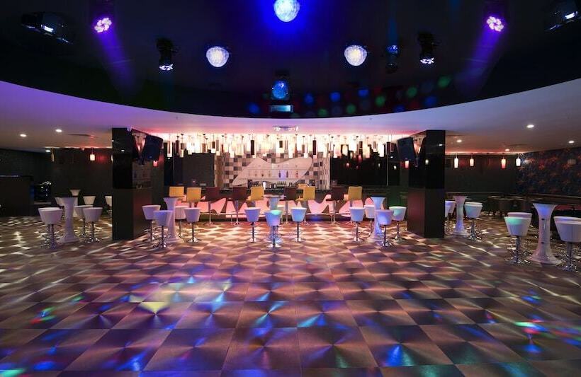 호텔 Asia Beach Resort & Spa