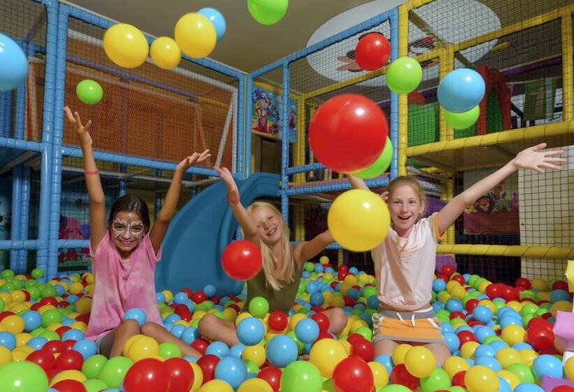 호텔 Asia Beach Resort & Spa