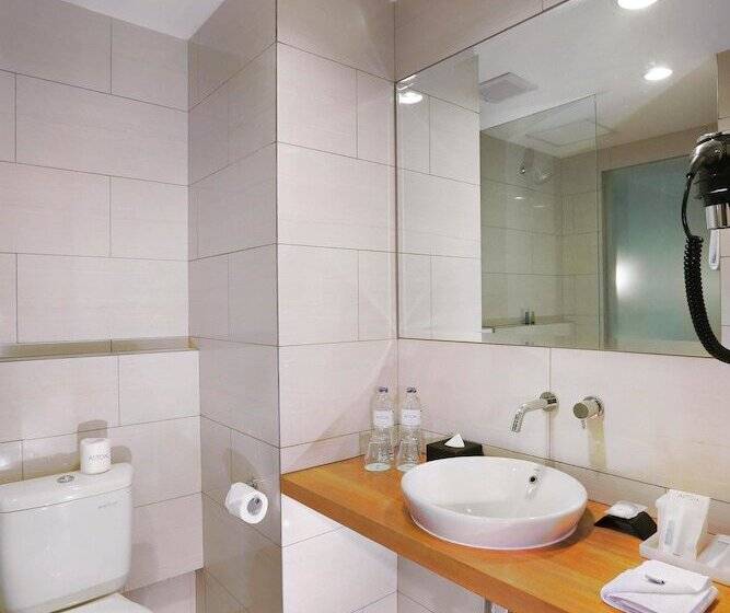 فندق Aston Anyer Beach