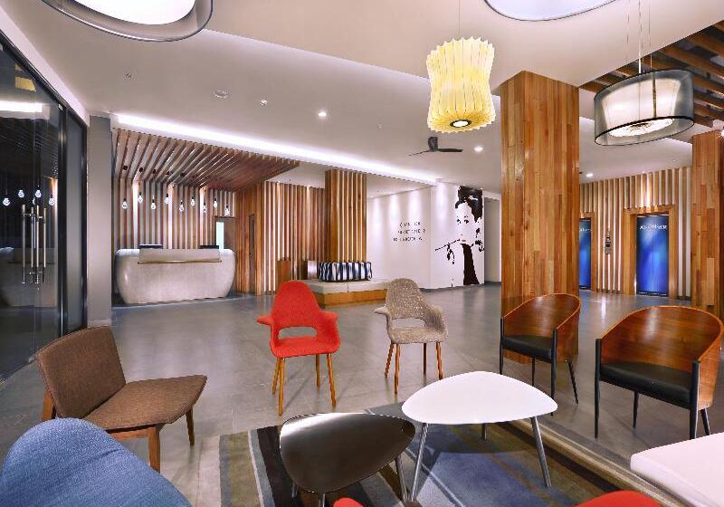 Отель Aston Anyer Beach