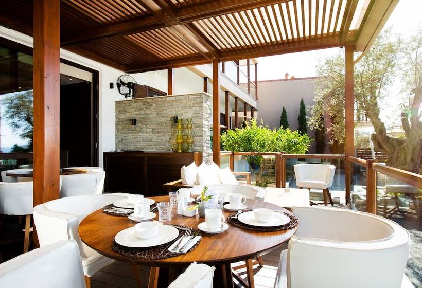 ホテル Ayia Marina Suites