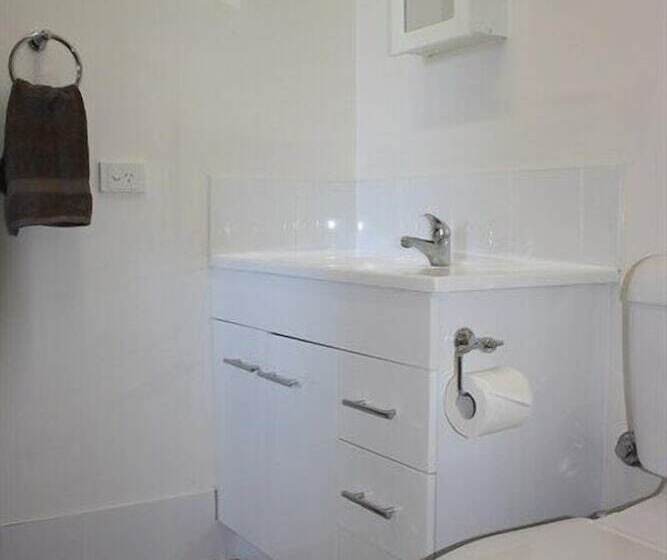 فندق Bay View Holiday Village