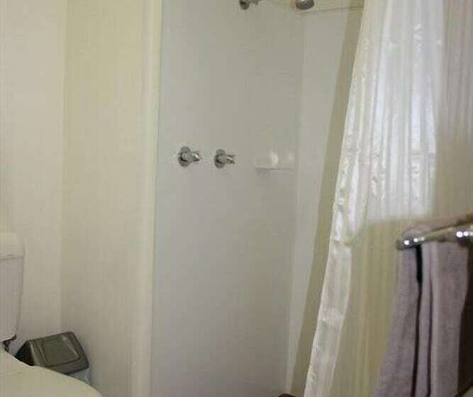 فندق Bay View Holiday Village