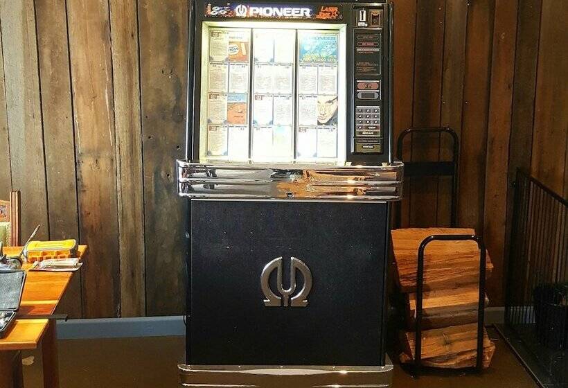 فندق The Bears Went Over The Mountain