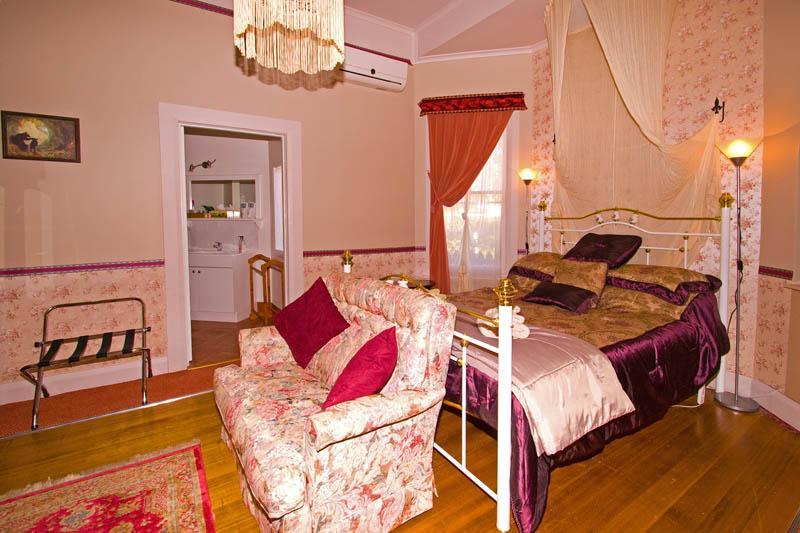 فندق The Bears Went Over The Mountain