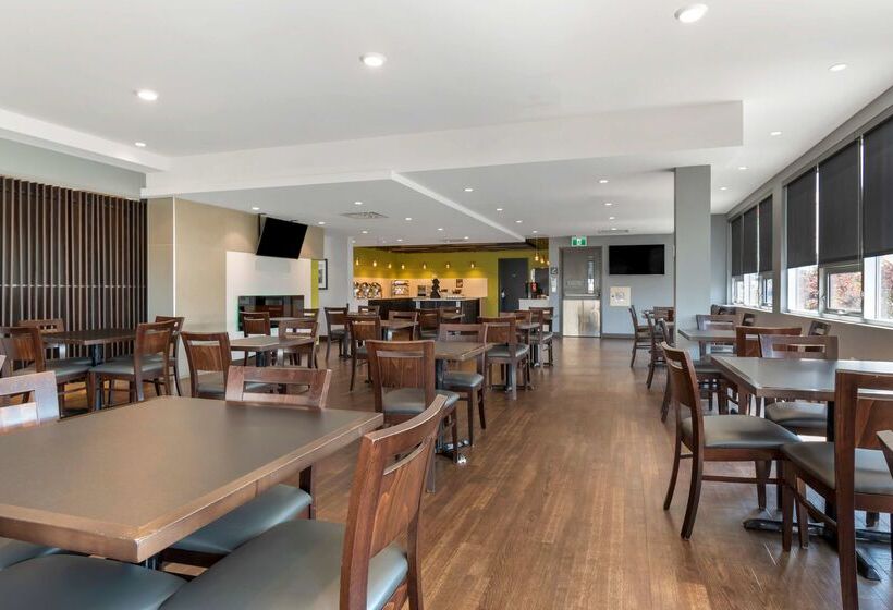 Отель Best Western Plus East Side