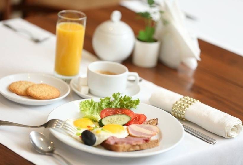 هتل Bishkek Boutique