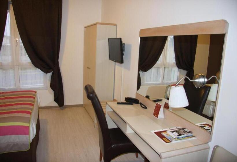 Brit Hotel Cherbourg